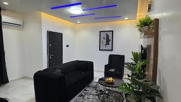Deluxe Apartment, Non Smoking, Balcony | Living area