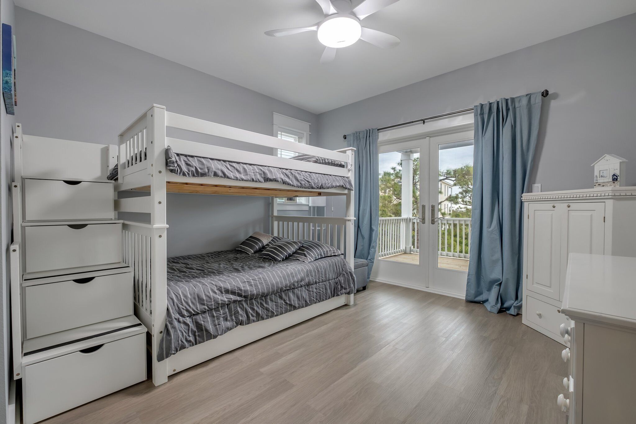 3 Schlafzimmer, Bügeleisen/Bügelbrett, Reisekinderbett, kostenloses WLAN