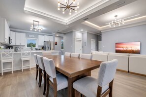 Dining - Modern Oceanview Vacation Home (Saint George Island)