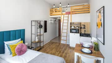 Habitación cuádruple Grand | Tabla de planchar con plancha y wifi gratis
