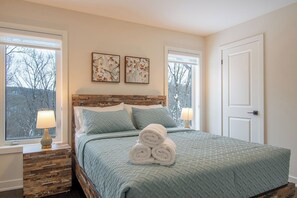 4 Schlafzimmer, Schreibtisch, kostenloses WLAN, Bettwäsche