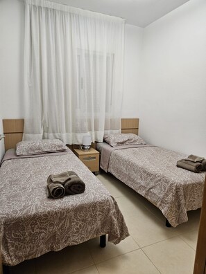 2 chambres, fer et planche Ă repasser, lit parapluie, Wi-Fi gratuit