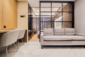 Apartamento | 1 quarto, escrivaninha