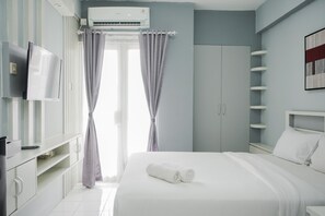 아파트 | 1 개의 침실, 책상