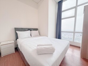 Apartment | 3 bedrooms - Homey And Simply 3Br At Grand Sungkono Lagoon Apartment (Surabaya)