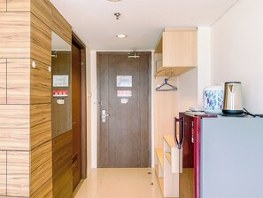 Apartment | 1 bedroom, bed sheets - Comfortable Studio (No Kitchen) At Bogor Icon Apartment (Bogor)