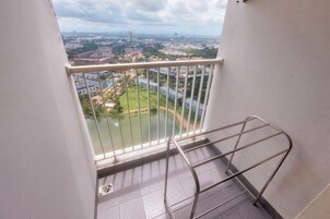 Standard Apartment | Balcony