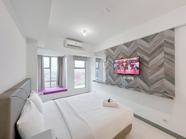 1 bedroom - Studio (No Kitchen) With City Light View Benson Supermall Mansion Apartment (Surabaya)