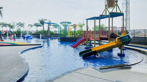 Pool - Cozy And Simply 1Br Apartment Anwa Residence (South Tangerang)