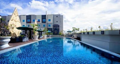 Cozy Studio Apartment At Grand Mercure Yogyakarta