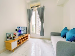 Standard Apartment | Living room