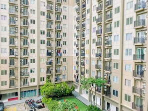 Exterior - Comfort 2Br At 7Th Floor Podomoro Golf View Apartment (Gunung Putri)