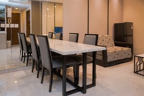 Standard Apartment | Dining room