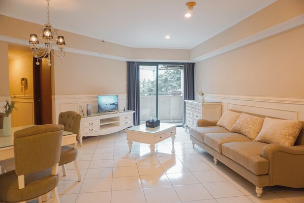 Interior - Spacious And Luxury 3Br At Sudirman Tower Condominium Apartment (Jakarta)