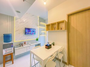 2 bedrooms - Simply 2Br Apartment At Tokyo Riverside Pik 2 (Teluknaga)