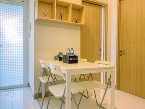 Standard Apartment | Dining room