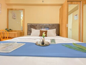 Standard Apartment | 1 bedroom - Cozy And Elegant Studio Apartment At Bassura City Near Mall (Jakarta)