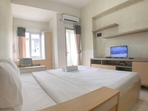 1 bedroom - Wonderful 1Br Without Livingroom At Pavilion Permata Apartment (Surabaya)