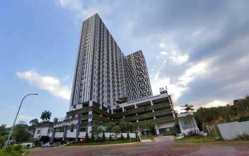 Best Price Studio Apartment Amartha View
