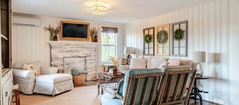 Secluded Mountaintop Cottage on 10 Acres