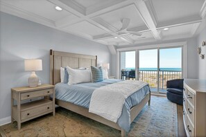 3 bedrooms, desk, iron/ironing board, WiFi