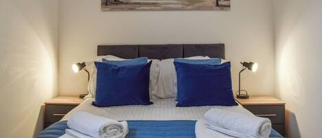 2 chambres, lit parapluie, Wi-Fi gratuit, draps fournis