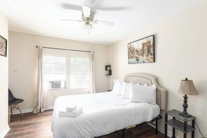 5 bedrooms, travel cot, free WiFi, bed sheets