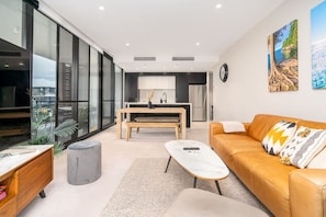 TV - Kingston Foreshore Paradise - 2BR (Kingston)