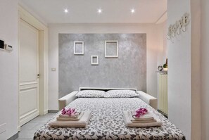 1 Schlafzimmer, Bügeleisen/Bügelbrett, Reisekinderbett, kostenloses WLAN