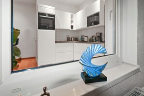 Fridge, microwave, oven, stovetop - Exclusive bungalow! 4 rooms, 8 pers., 2 parking spaces (Dresden)