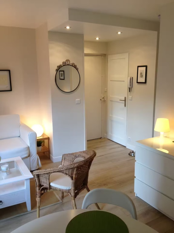 Charming 2 Rooms Old Lille, Terrace, Parking - Rijsel