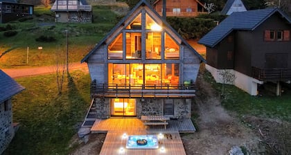 Chalet l'Anorak Super Besse, private spa, 10 pers, 4 bedrooms, Sancy view