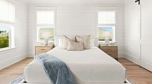 5 Schlafzimmer, Schreibtisch, WLAN, Bettwäsche