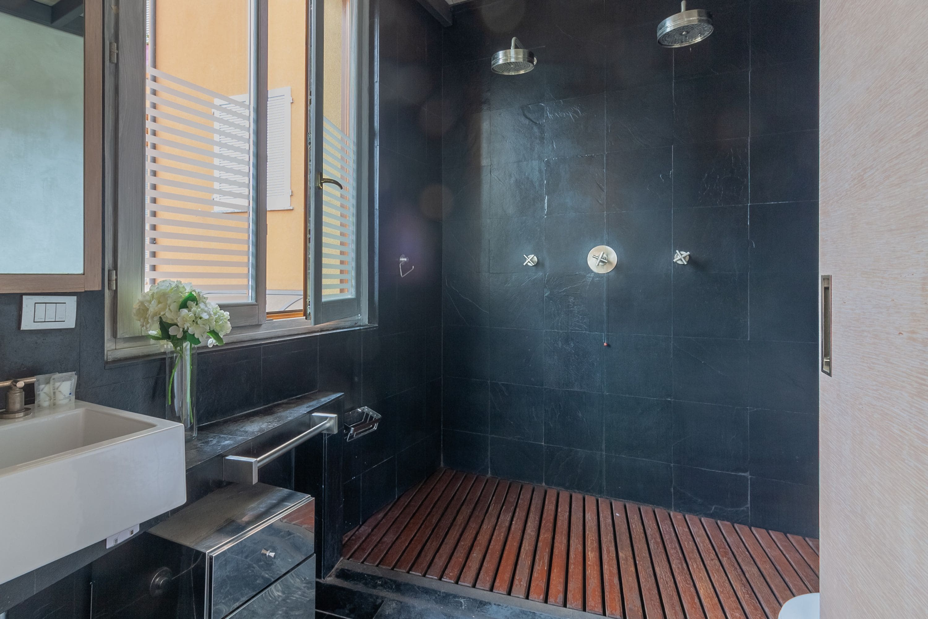 House | 2 bilik tidur 