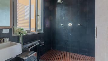 House | 2 bilik tidur