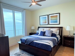 3 slaapkamers, een bureau, wifi, beddengoed