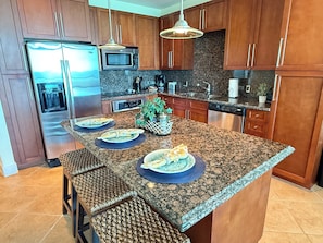 Fridge, microwave, oven, stovetop - 23rd Floor LUXURIOUS 3 Bedroom Sapphire Condo 2302- Amazing Views! (South Padre Island)