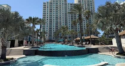 23rd Floor LUXURIOUS 3 Bedroom Sapphire Condo 2302- Amazing Views!