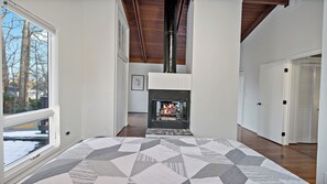 5 habitaciones, tabla de planchar con plancha, wifi y ropa de cama 