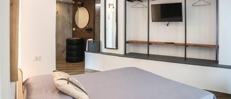 1 chambre, fer et planche à repasser, Wi-Fi, draps fournis