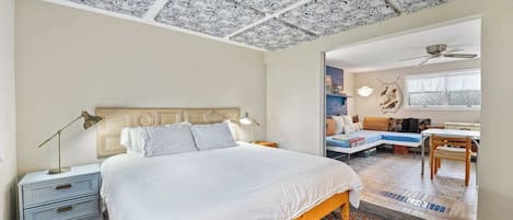 1 chambre, fer et planche Ă repasser, Wi-Fi gratuit, draps fournis