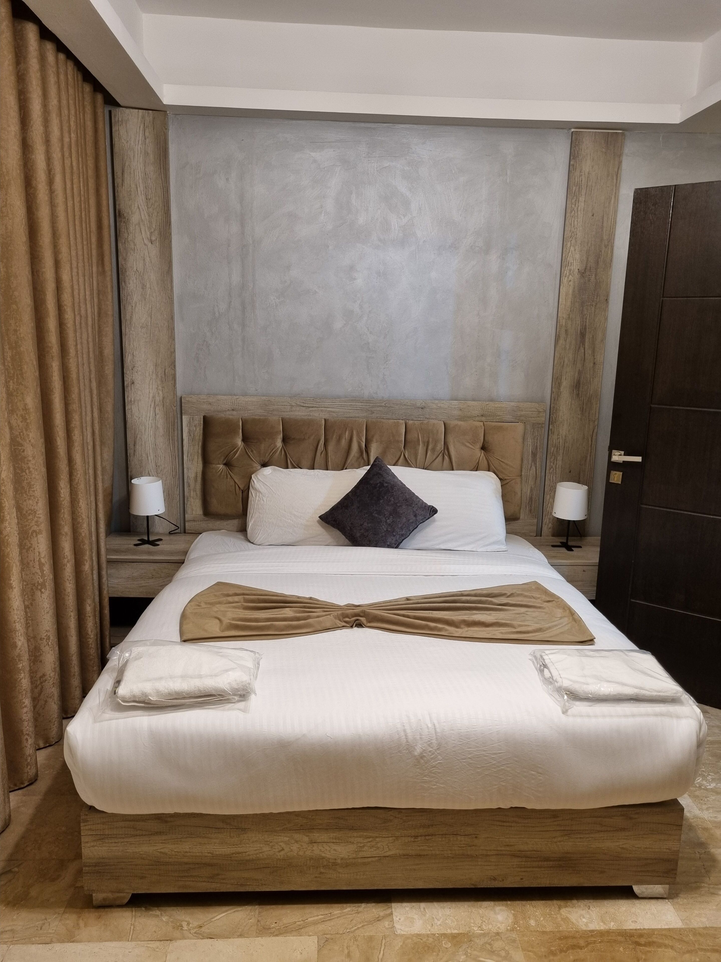 Apartment, 2 Bedrooms, Accessible, Smoking