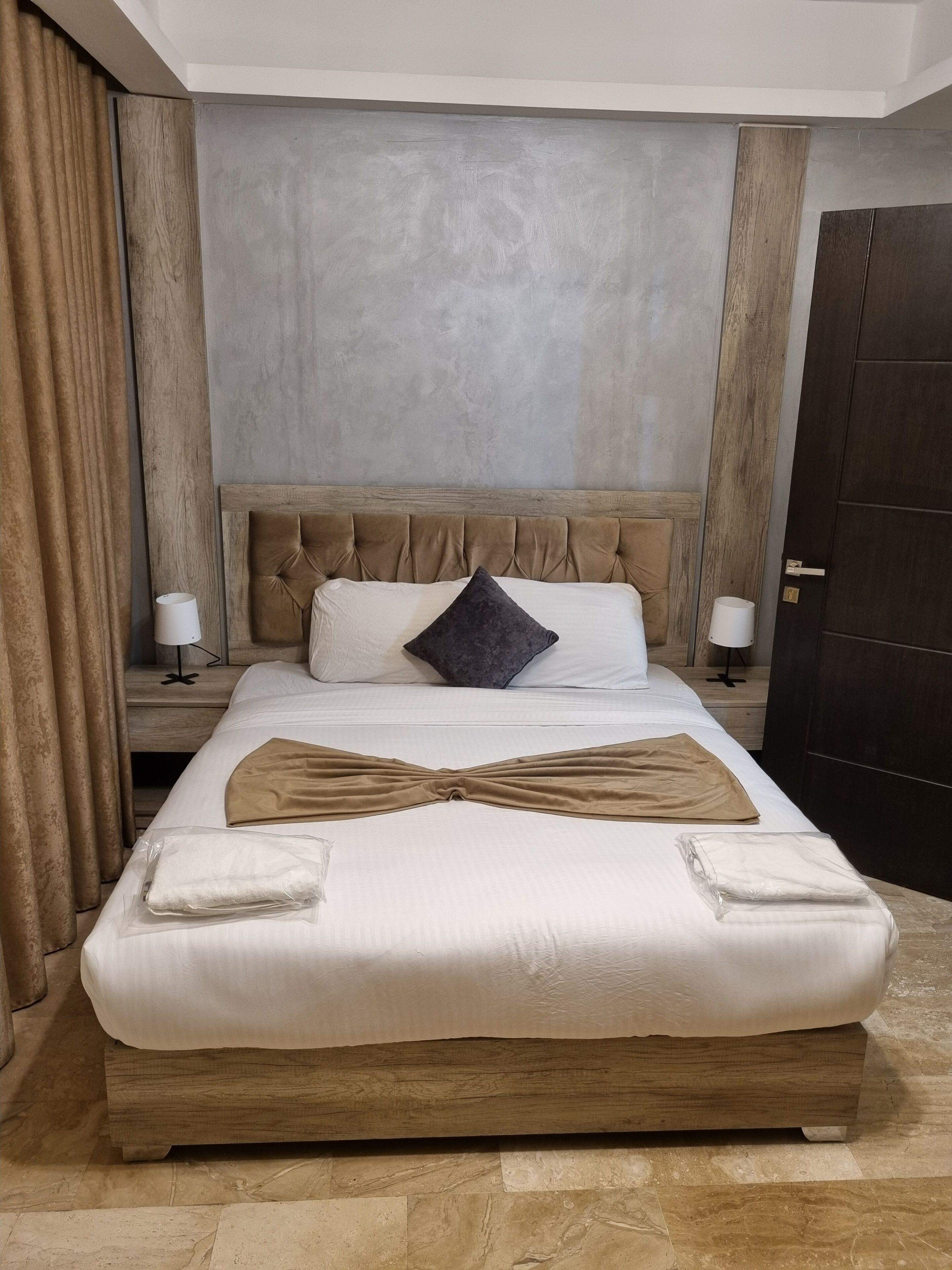 Apartment, 2 Bedrooms, Accessible, Smoking | 2 bedrooms