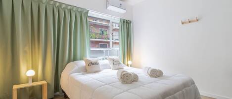 Acesso à internet, roupa de cama