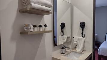 Haartrockner, Handtücher