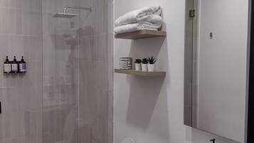 風筒、提供毛巾