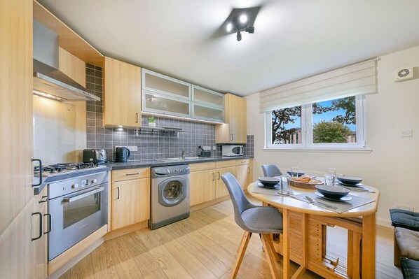 Fridge, microwave, oven, toaster