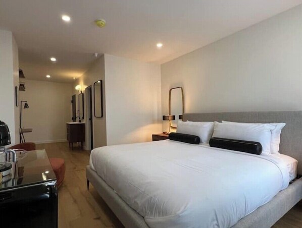 Skrivebord, Wi-Fi, sengetøj