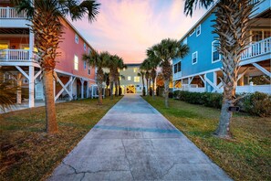 House, Accessible | 5 bedrooms, desk, Internet