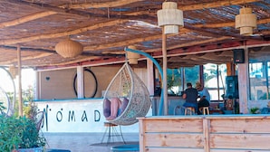 Airport shuttle - Nomade Auberge (Dakhla)